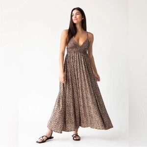 Natural Life Sandy Floral Maxi Dress in Peach Ditsy Floral, Size M